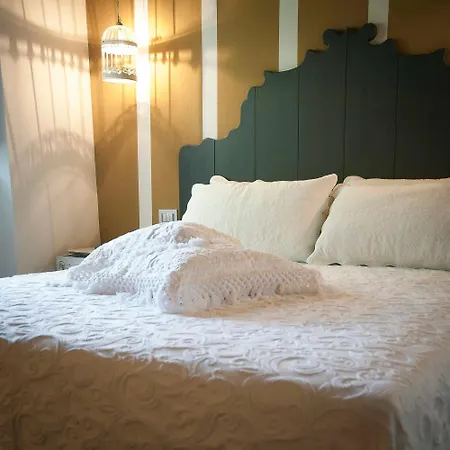 Spacious Flat With Castle View In Tuscany 公寓